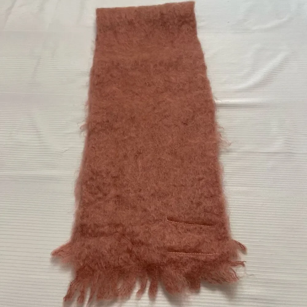 Lynwood Scotland VTG Pink Mohair Wool Scarf